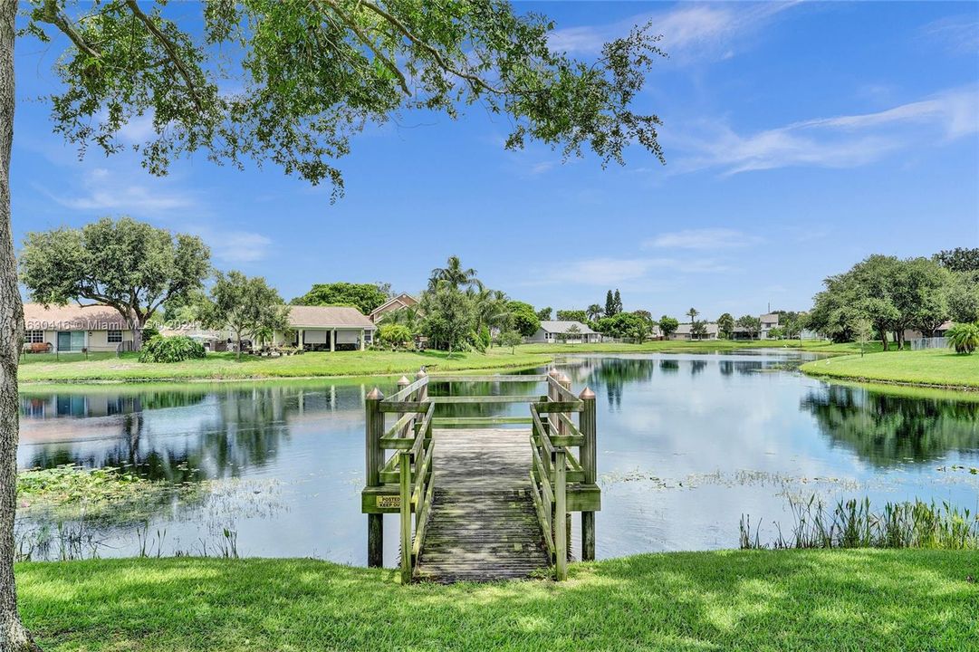 For Sale: $510,000 (4 beds, 2 baths, 1710 Square Feet)