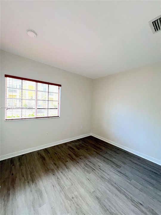 Recently Rented: $2,100 (2 beds, 2 baths, 1048 Square Feet)