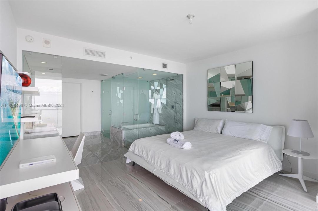 Recently Rented: $5,400 (1 beds, 1 baths, 959 Square Feet)