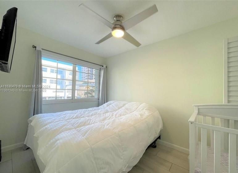 Active With Contract: $480,000 (2 beds, 2 baths, 870 Square Feet)