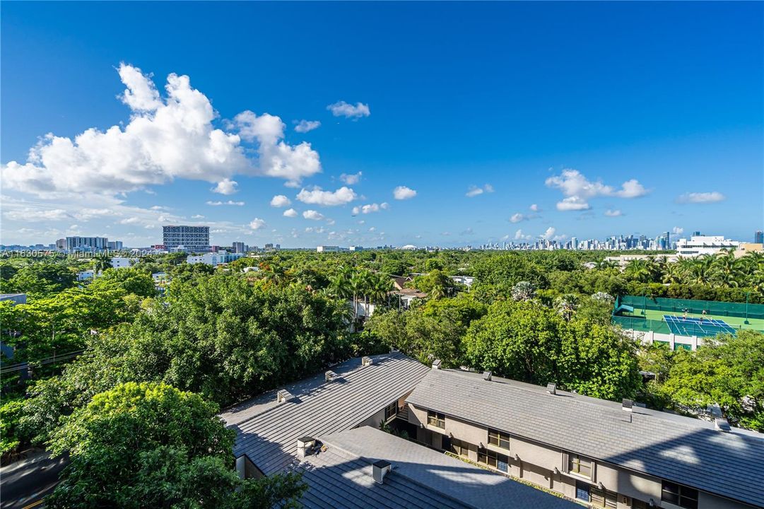 Active With Contract: $1,075,000 (1 beds, 1 baths, 0 Square Feet)