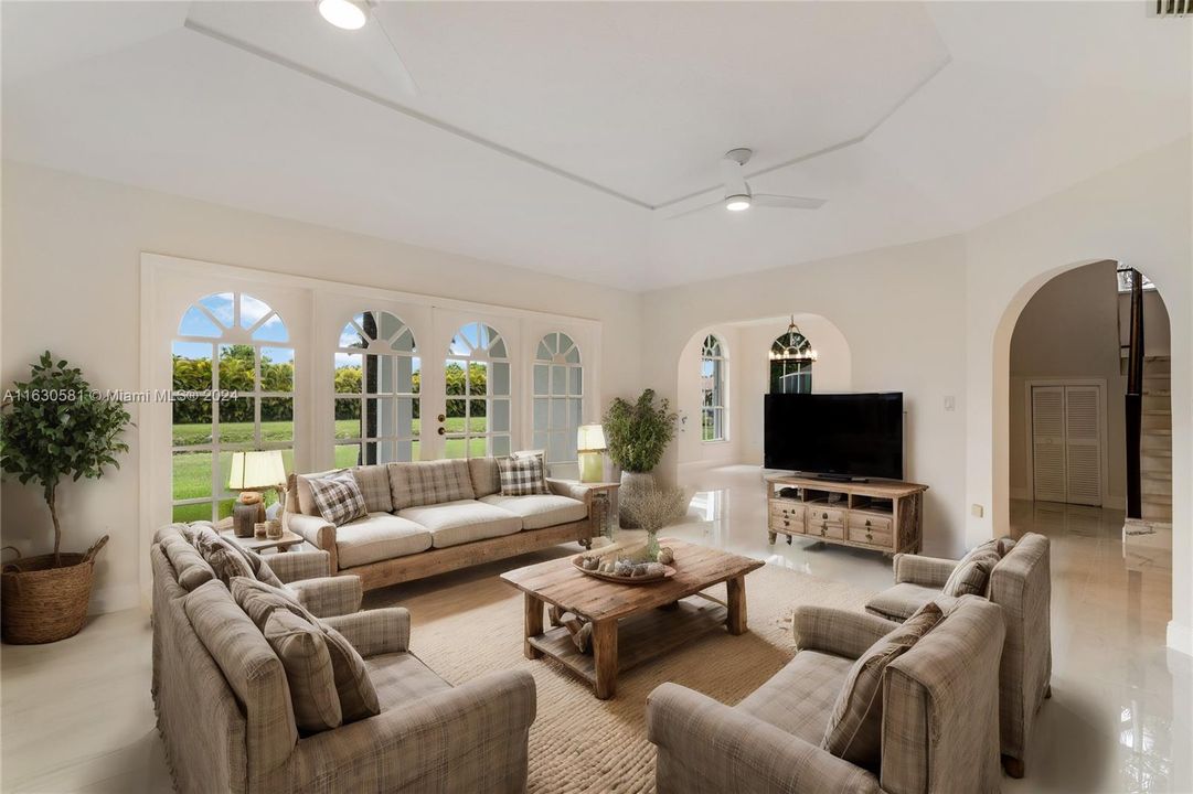 Recently Rented: $5,800 (4 beds, 3 baths, 3501 Square Feet)