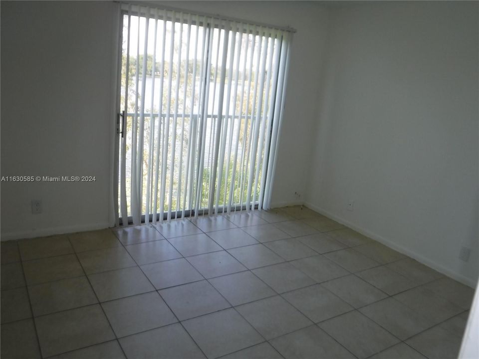 Recently Rented: $2,600 (3 beds, 2 baths, 0 Square Feet)