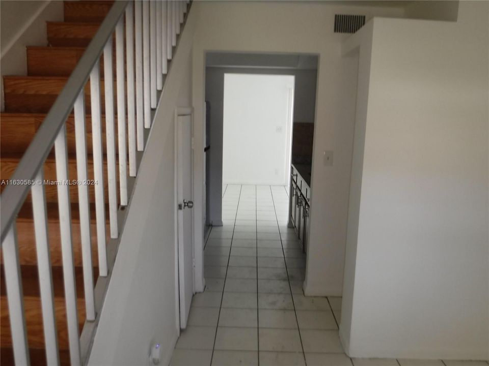 Recently Rented: $2,600 (3 beds, 2 baths, 0 Square Feet)