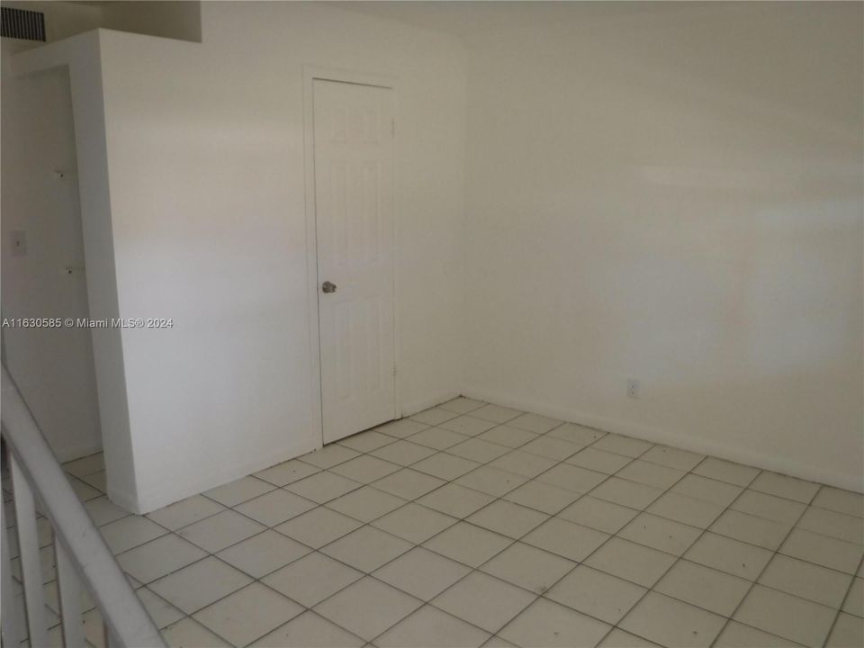 Recently Rented: $2,600 (3 beds, 2 baths, 0 Square Feet)