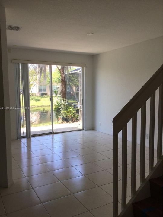 For Rent: $2,800 (3 beds, 2 baths, 1444 Square Feet)