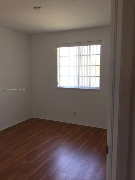 For Rent: $2,800 (3 beds, 2 baths, 1444 Square Feet)