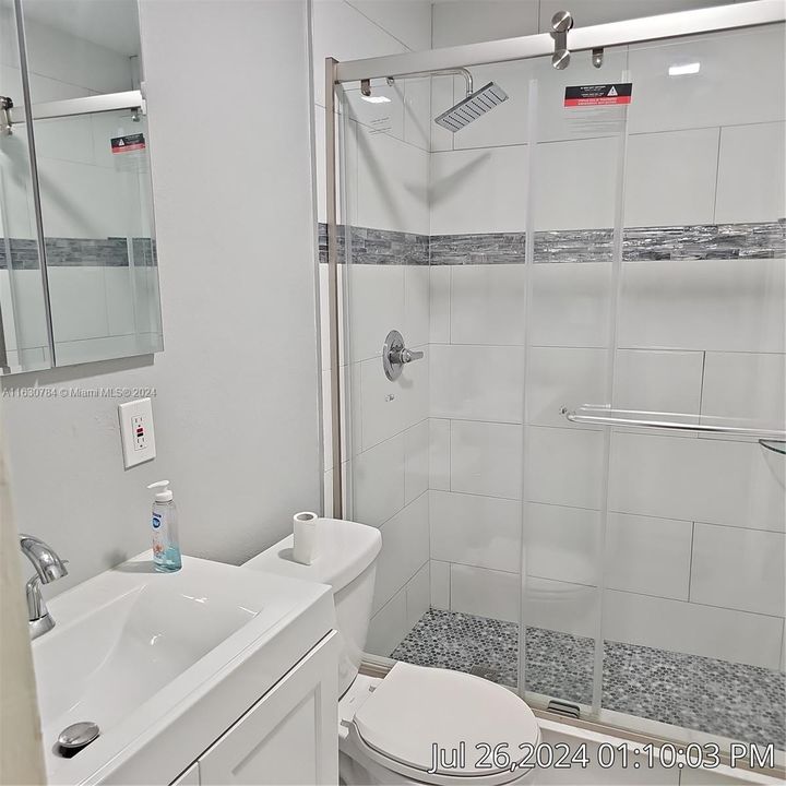 En Venta: $550,000 (5 camas, 2 baños, 1828 Pies cuadrados)