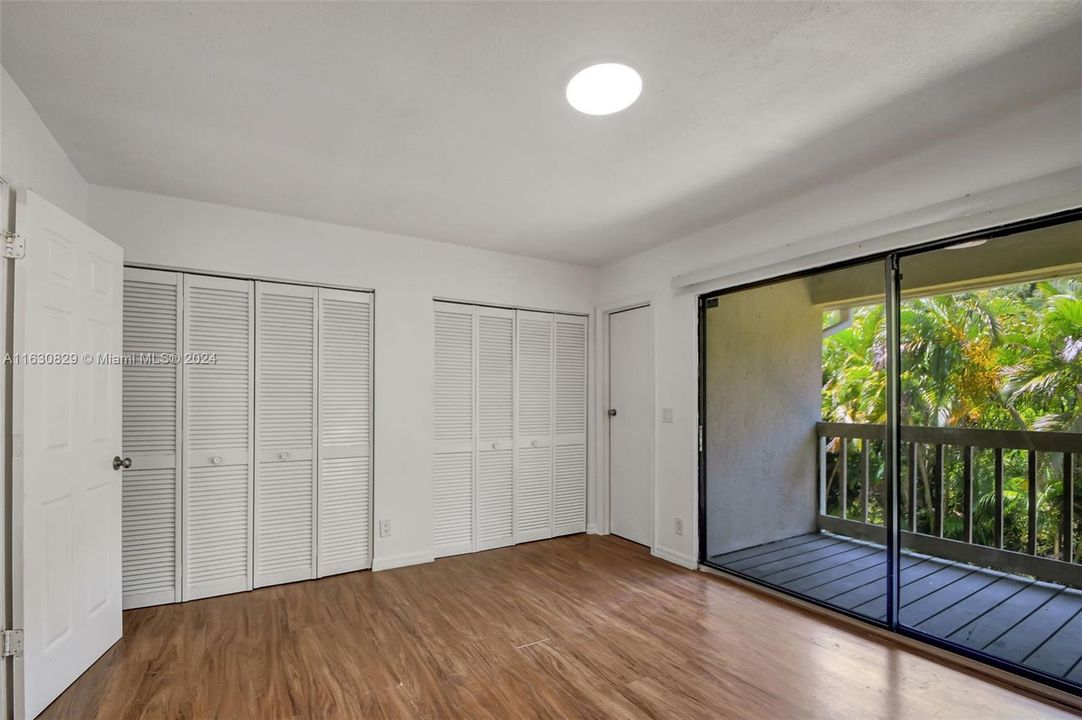 Active With Contract: $285,000 (2 beds, 2 baths, 1314 Square Feet)