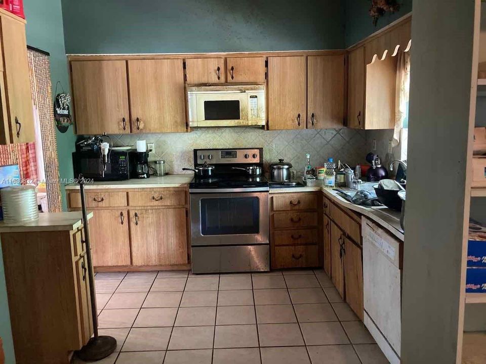 For Sale: $249,900 (3 beds, 2 baths, 0 Square Feet)