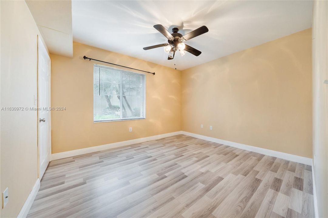 For Rent: $2,350 (2 beds, 2 baths, 1262 Square Feet)