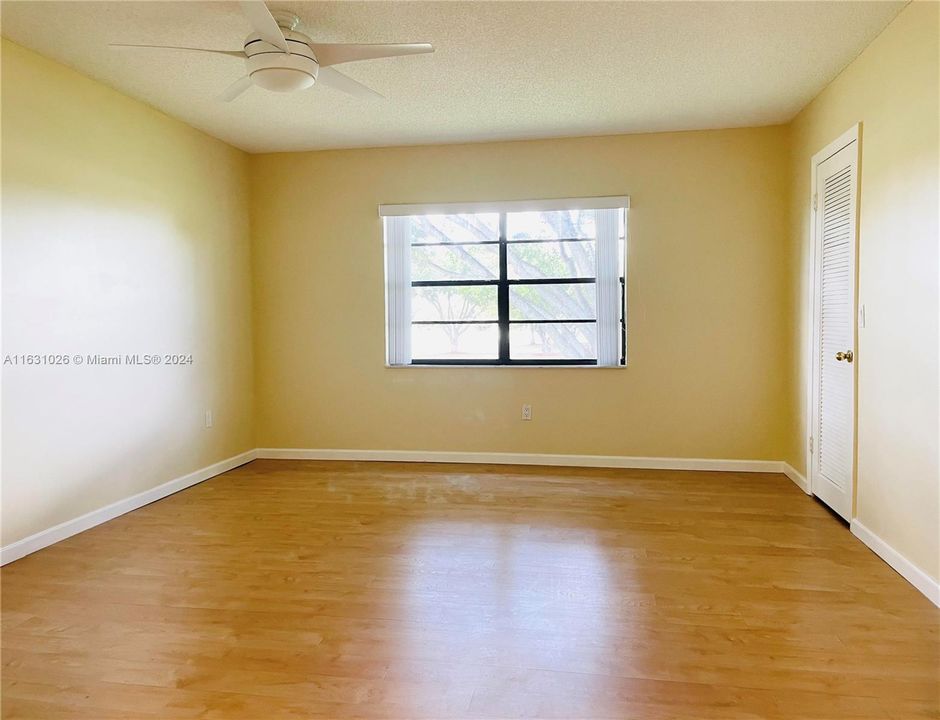 For Rent: $2,500 (2 beds, 2 baths, 1216 Square Feet)