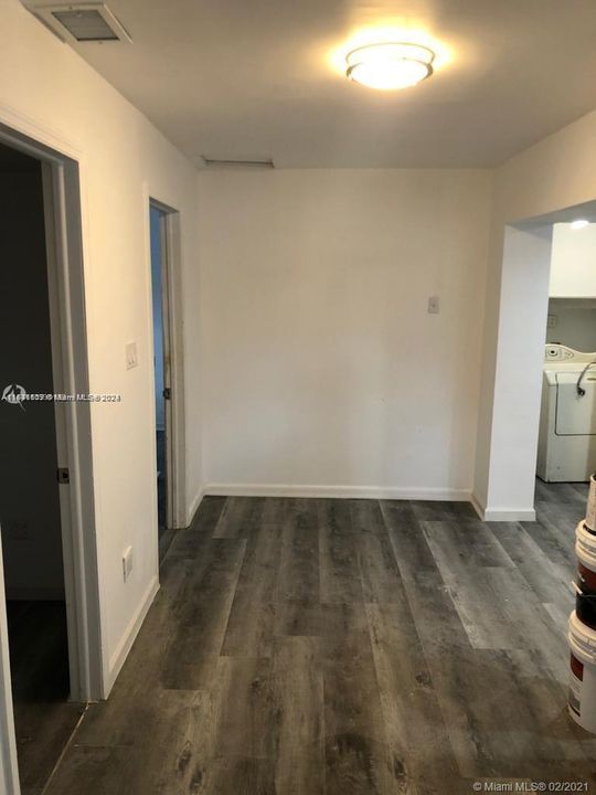 Vendido Recientemente: $355,000 (2 camas, 2 baños, 1210 Pies cuadrados)