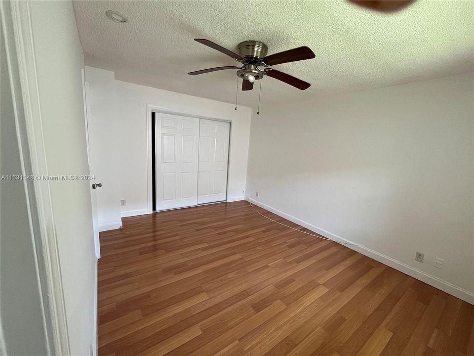 For Rent: $1,850 (2 beds, 2 baths, 870 Square Feet)