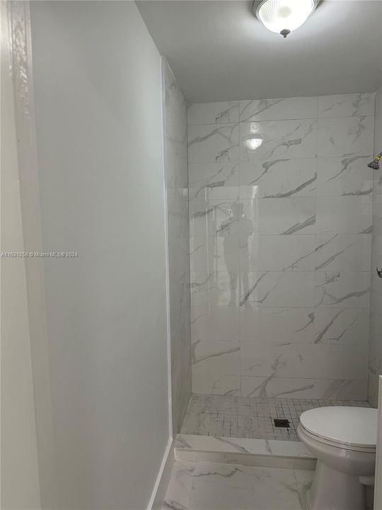 待售: $1,299,000 (0 贝兹, 0 浴室, 3030 平方英尺)