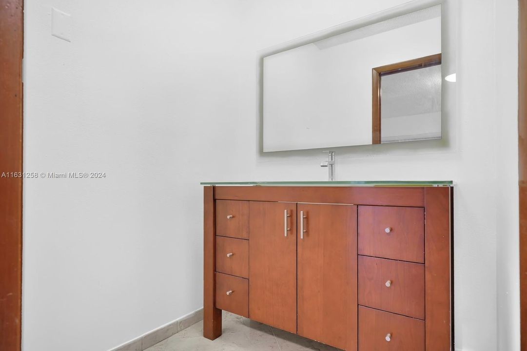 待售: $1,299,000 (0 贝兹, 0 浴室, 3030 平方英尺)