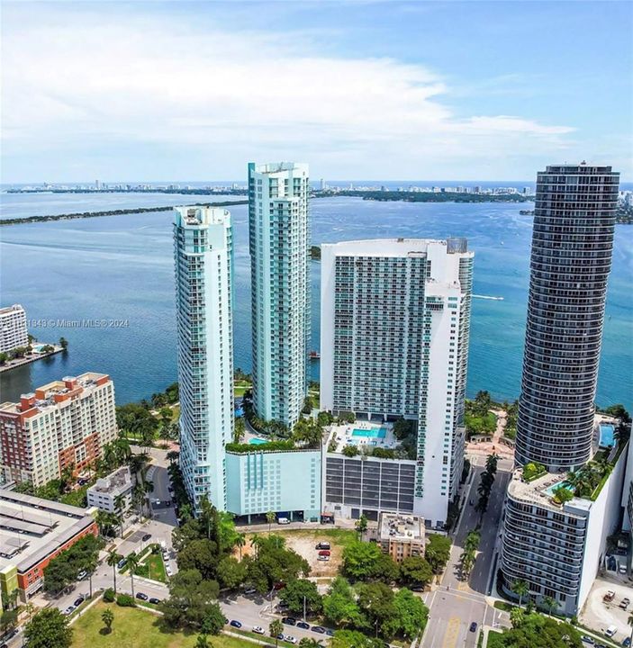 Recently Rented: $4,600 (2 beds, 2 baths, 1400 Square Feet)