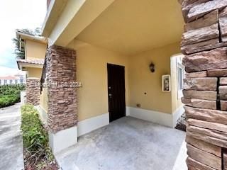 Recently Sold: $289,900 (3 beds, 2 baths, 1196 Square Feet)