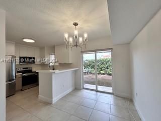 Recently Sold: $289,900 (3 beds, 2 baths, 1196 Square Feet)