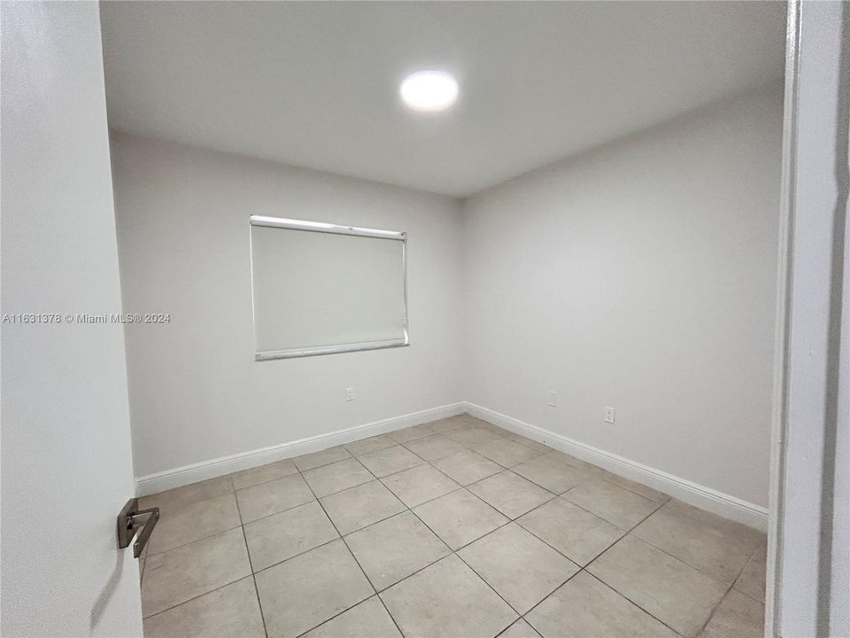 Recently Sold: $289,900 (3 beds, 2 baths, 1196 Square Feet)