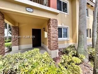 Recently Sold: $289,900 (3 beds, 2 baths, 1196 Square Feet)