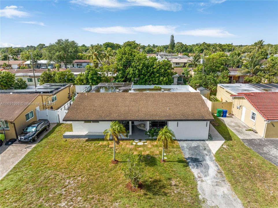 Active With Contract: $580,000 (4 beds, 2 baths, 1541 Square Feet)