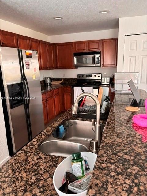 For Rent: $1,500 (1 beds, 1 baths, 1445 Square Feet)