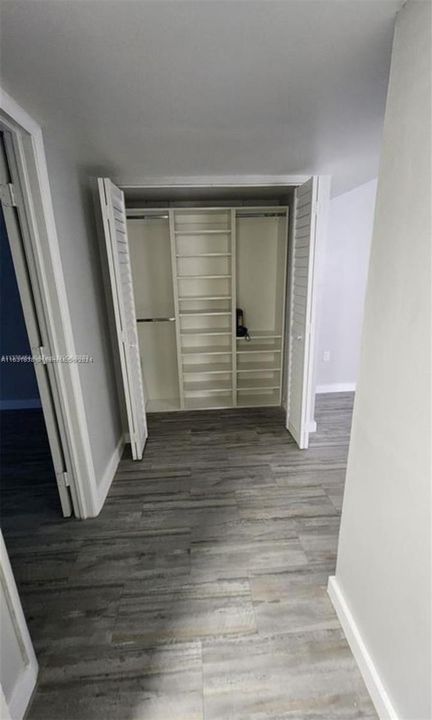 Recently Rented: $1,900 (1 beds, 1 baths, 800 Square Feet)