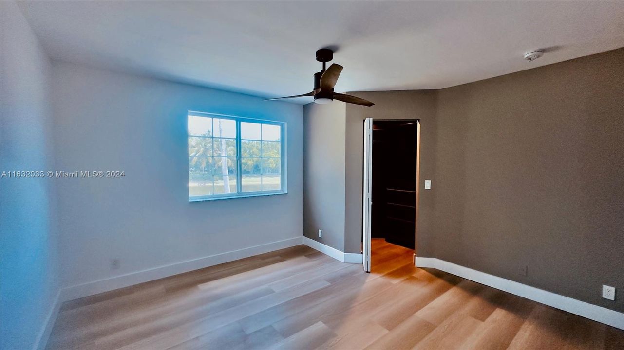 Active With Contract: $3,100 (2 beds, 2 baths, 1131 Square Feet)