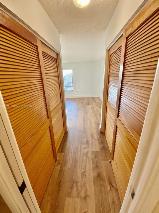 2nd bedroom has 2 closets