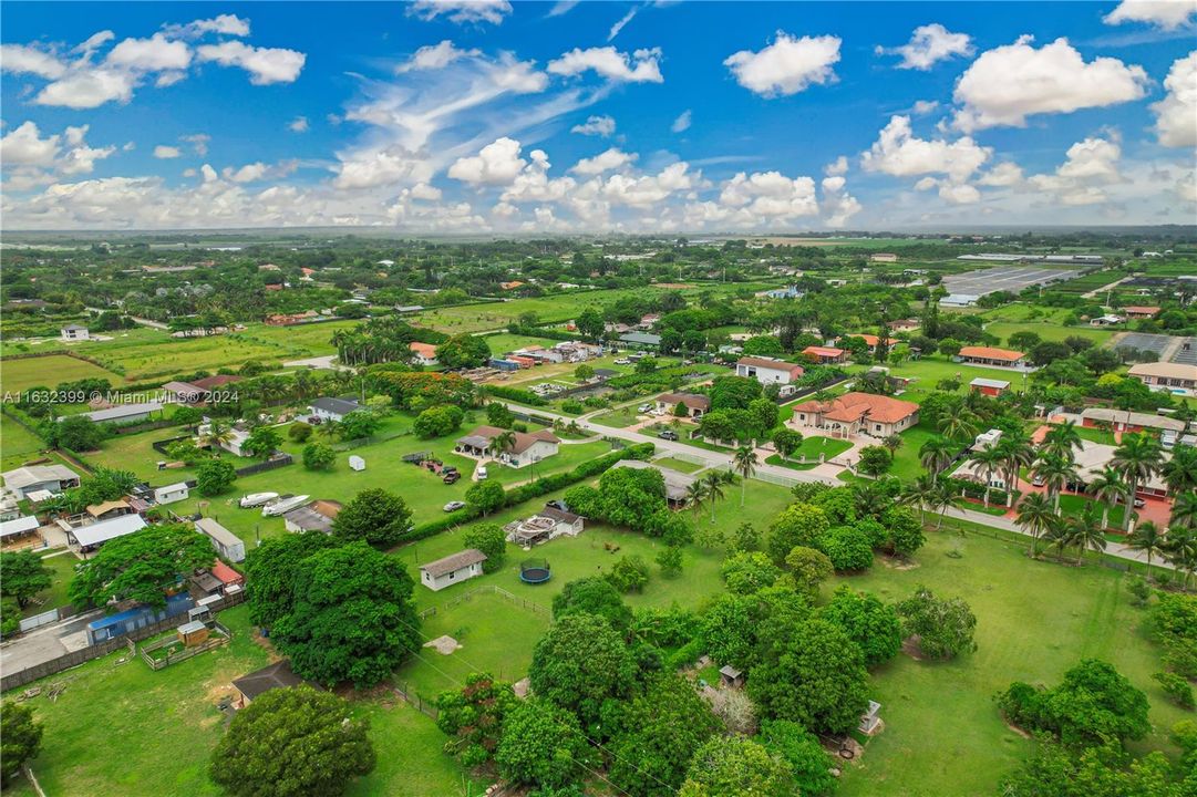 For Sale: $1,299,990 (4 beds, 2 baths, 1698 Square Feet)