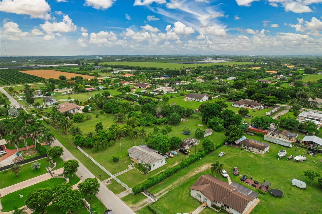 For Sale: $1,299,990 (4 beds, 2 baths, 1698 Square Feet)