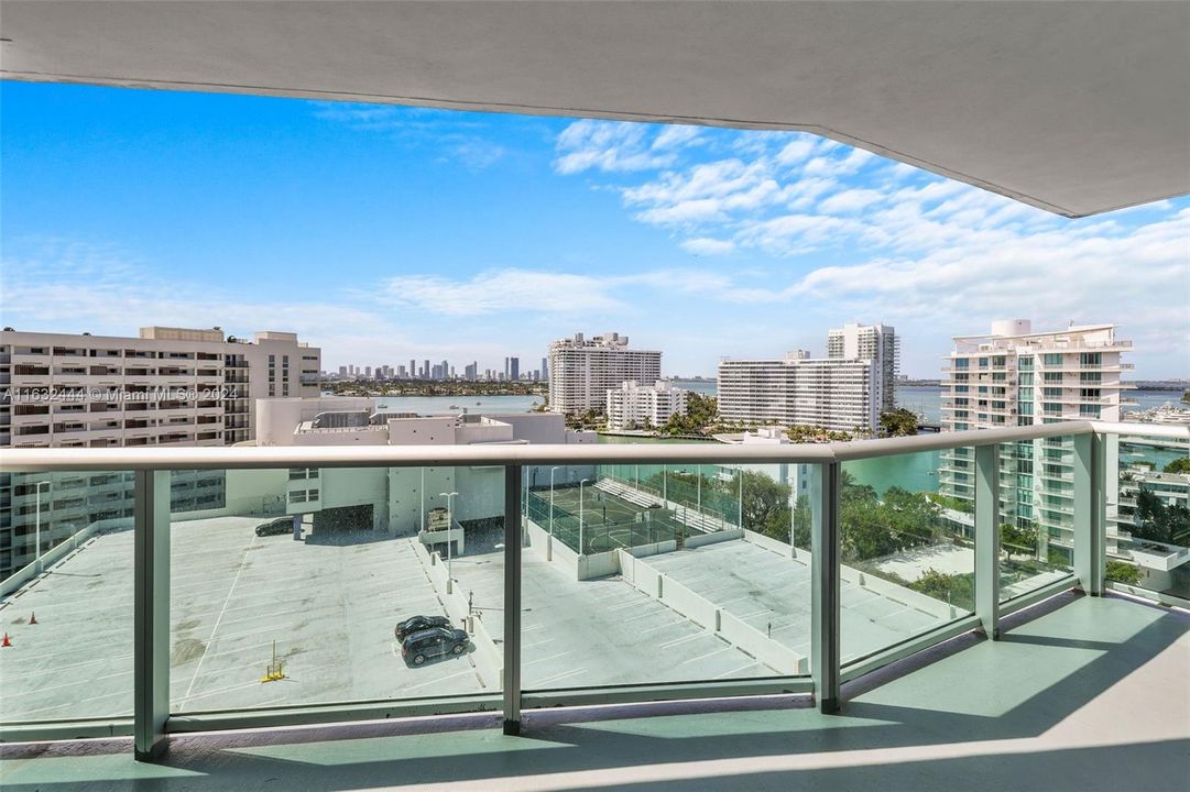 Recently Rented: $3,086 (1 beds, 1 baths, 955 Square Feet)