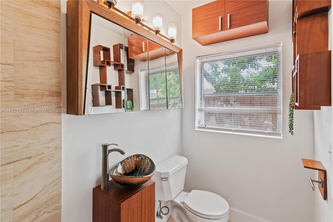 Recently Sold: $520,000 (4 beds, 3 baths, 1690 Square Feet)