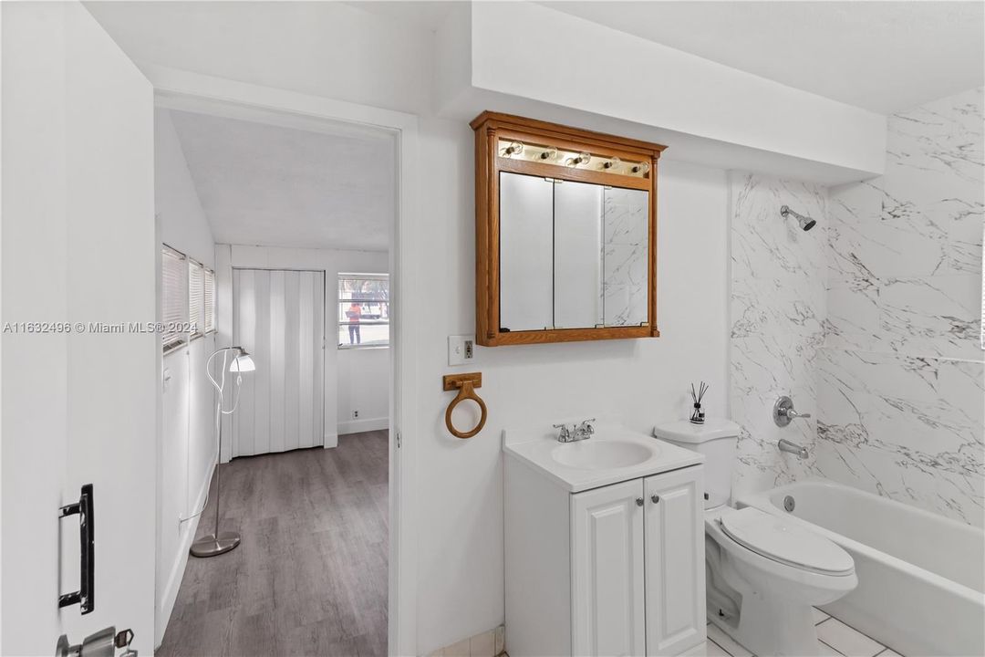 Recently Sold: $520,000 (4 beds, 3 baths, 1690 Square Feet)