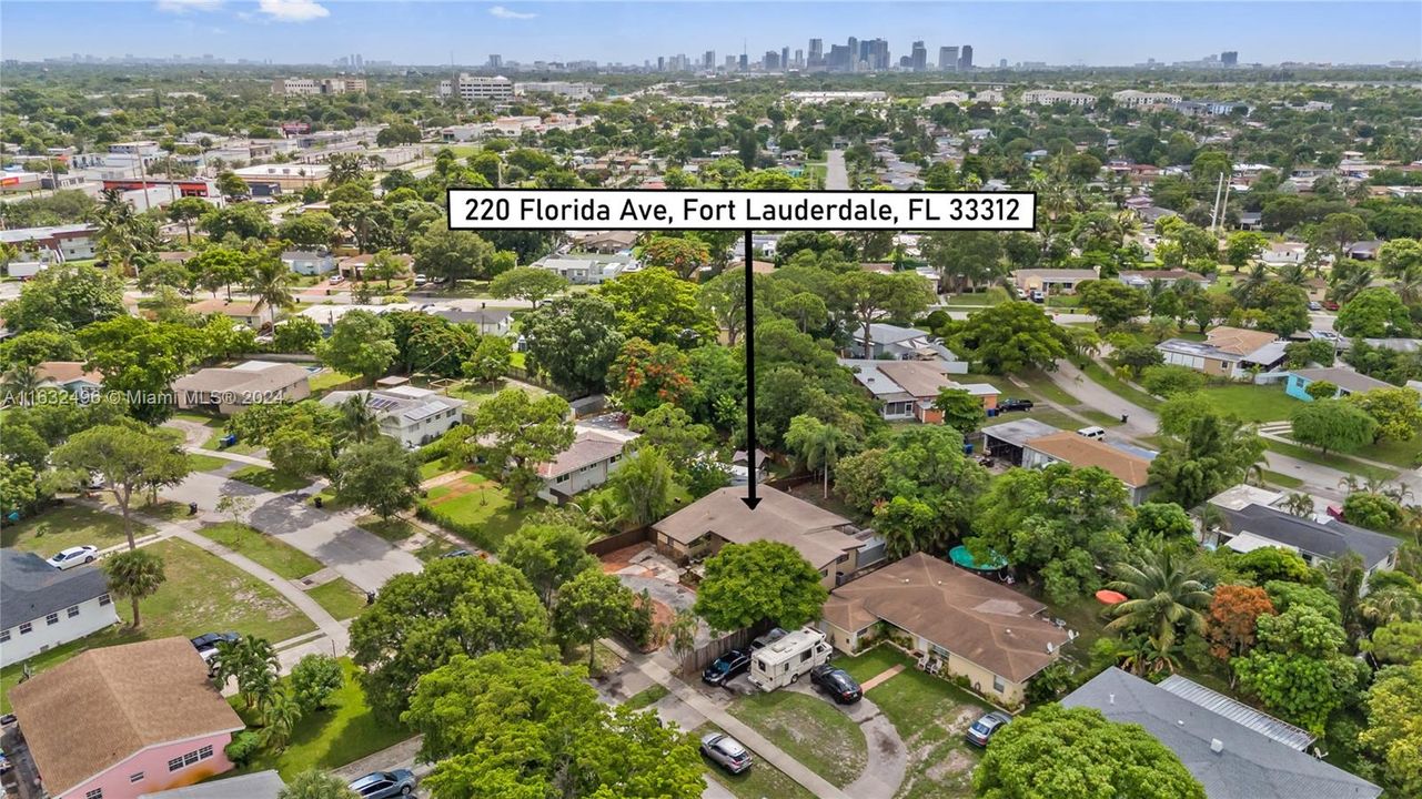 Recently Sold: $520,000 (4 beds, 3 baths, 1690 Square Feet)