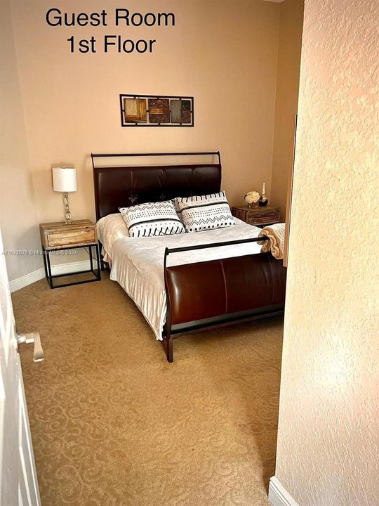 1st Floor Guest Bedroom