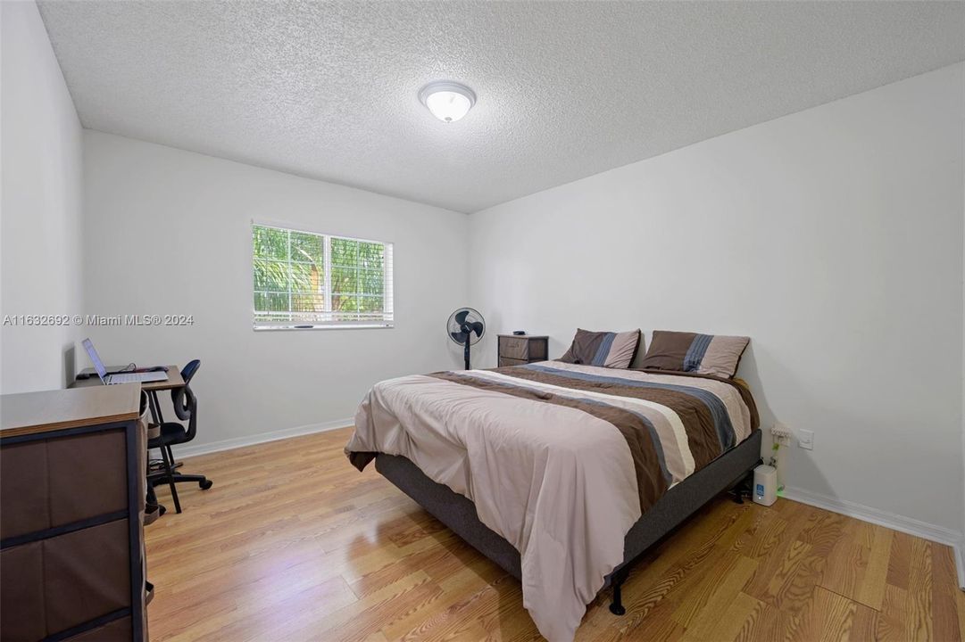 For Rent: $1,750 (1 beds, 1 baths, 659 Square Feet)