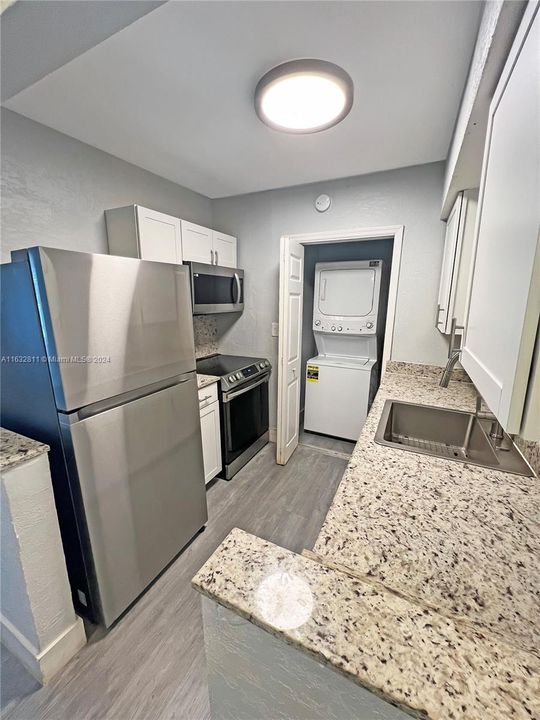 Recently Rented: $2,100 (1 beds, 1 baths, 1280 Square Feet)