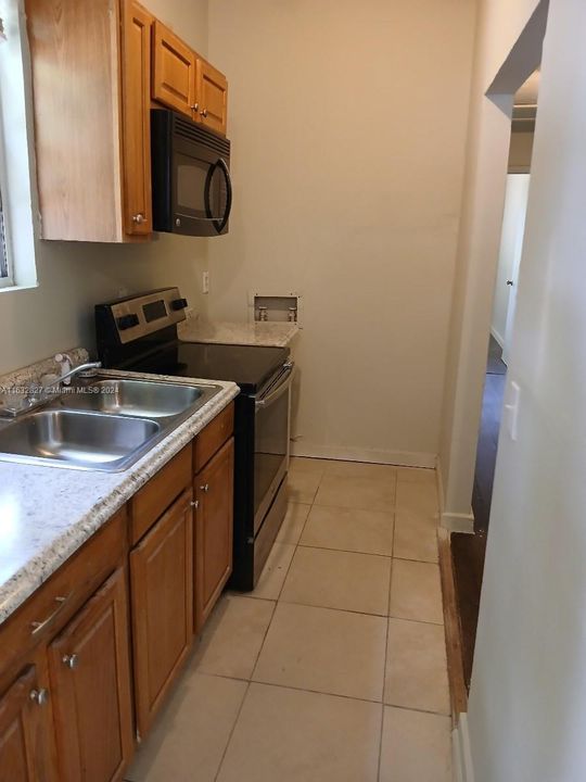 For Sale: $165,000 (3 beds, 1 baths, 0 Square Feet)