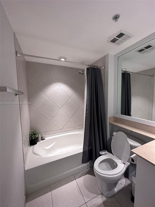 Недавно арендовано: $3,000 (1 спален, 1 ванн, 868 Квадратных фут)