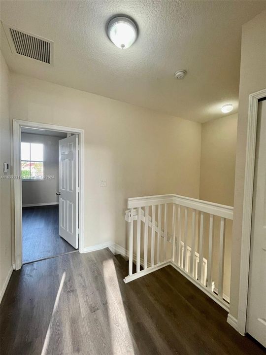 Recently Rented: $2,600 (3 beds, 2 baths, 1540 Square Feet)