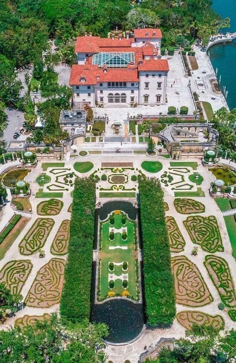 Vizcaya Museum