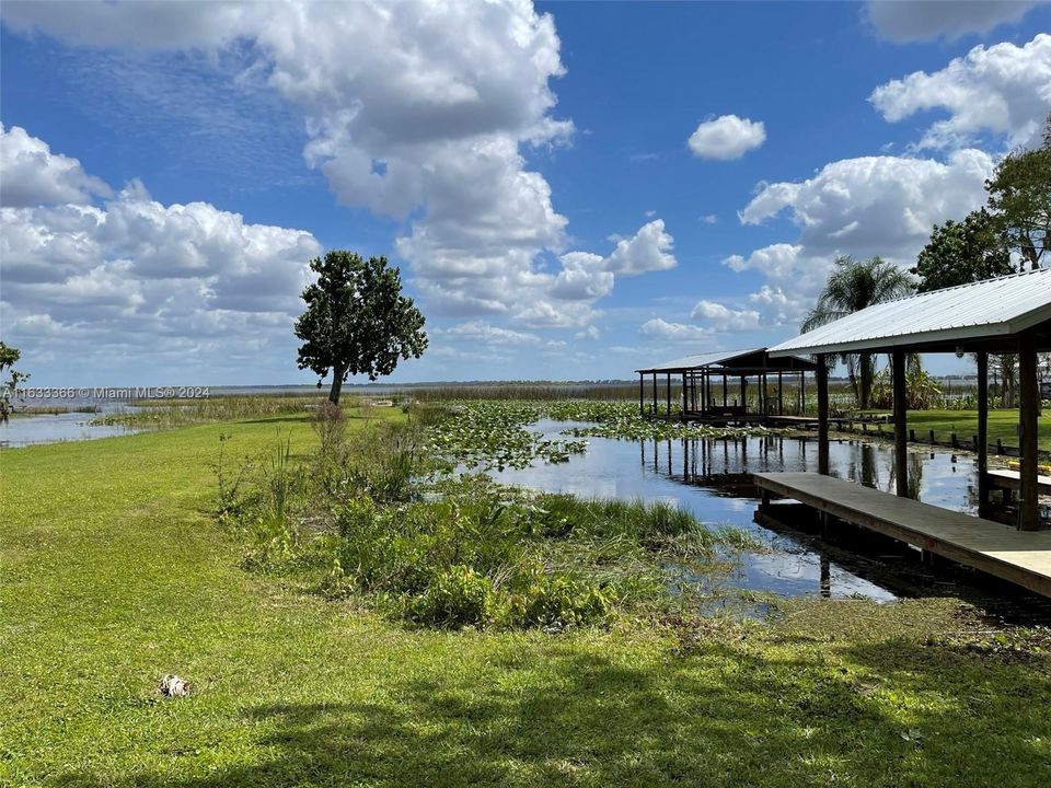 Recientemente alquilado: $1,800 (2 camas, 2 baños, 1296 Pies cuadrados)