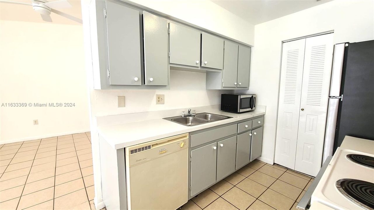 For Sale: $128,000 (2 beds, 1 baths, 0 Square Feet)