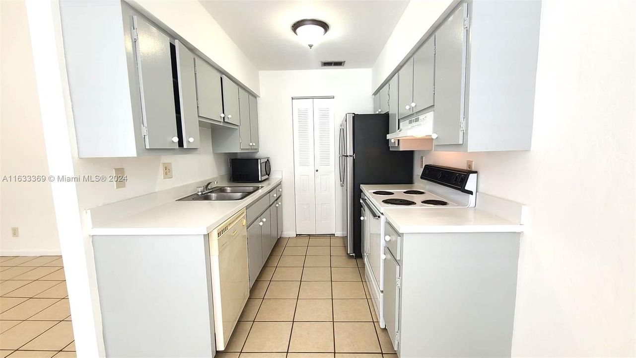 For Sale: $128,000 (2 beds, 1 baths, 0 Square Feet)