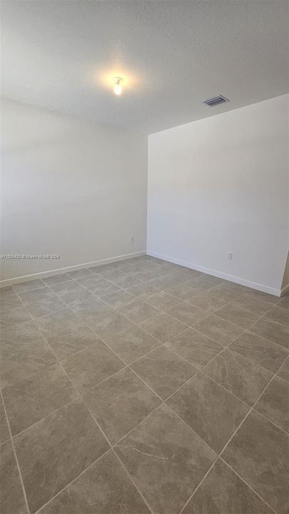 Active With Contract: $3,400 (3 beds, 2 baths, 0 Square Feet)