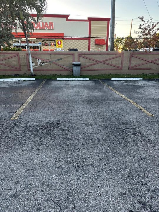 Recently Rented: $2,300 (2 beds, 2 baths, 852 Square Feet)