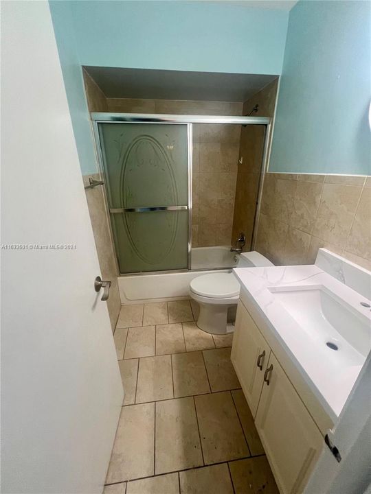 Activo con contrato: $139,999 (2 camas, 1 baños, 728 Pies cuadrados)