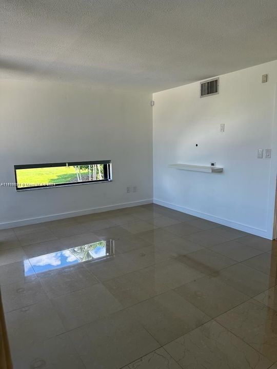 Active With Contract: $4,350 (2 beds, 2 baths, 1200 Square Feet)